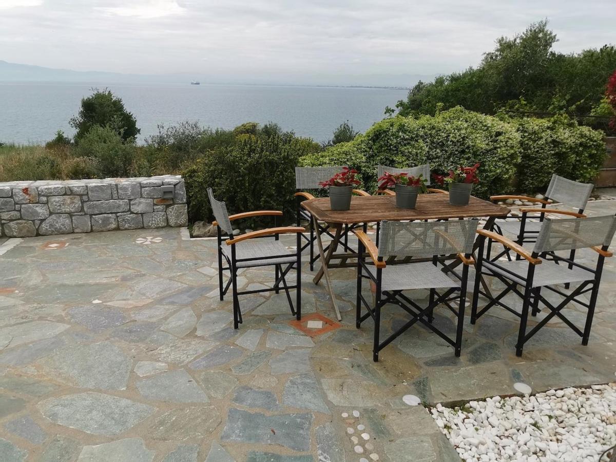 Messinian Blue Seaside Villa Kalamáta Kültér fotó