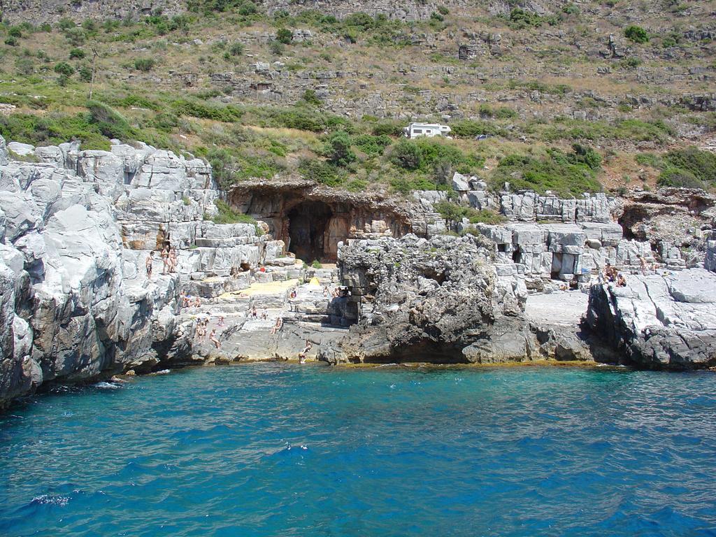 Messinian Blue Seaside Villa Kalamáta Kültér fotó
